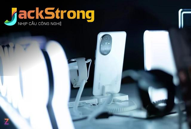 Smartphone Pin Khủng: Lợi Ích Thực Tế Và Những Hạn Chế Cần Lưu Ý