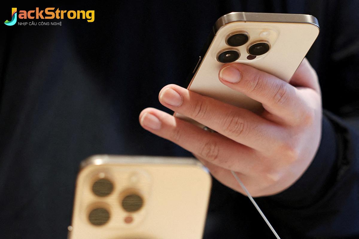 iPhone Có Thực Sự An Toàn? Apple Đã Làm Gì Để Bảo Vệ Người Dùng?