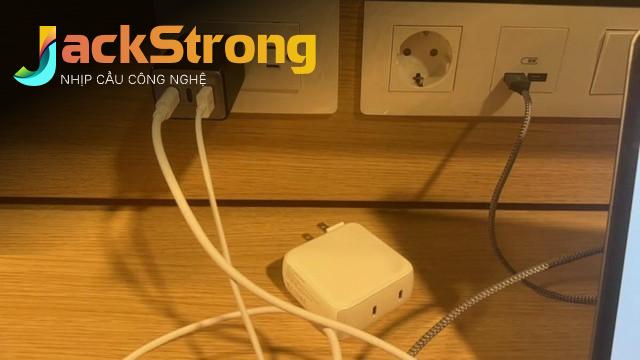 Các Yếu Tố Ảnh Hưởng Đến Mức Tiêu Thụ Điện Của Ổ Cắm USB