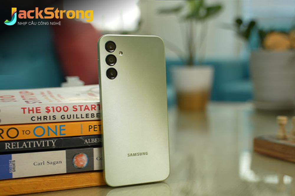 Có Nên Nâng Cấp Galaxy A14 Chỉ Vì One UI 7?
